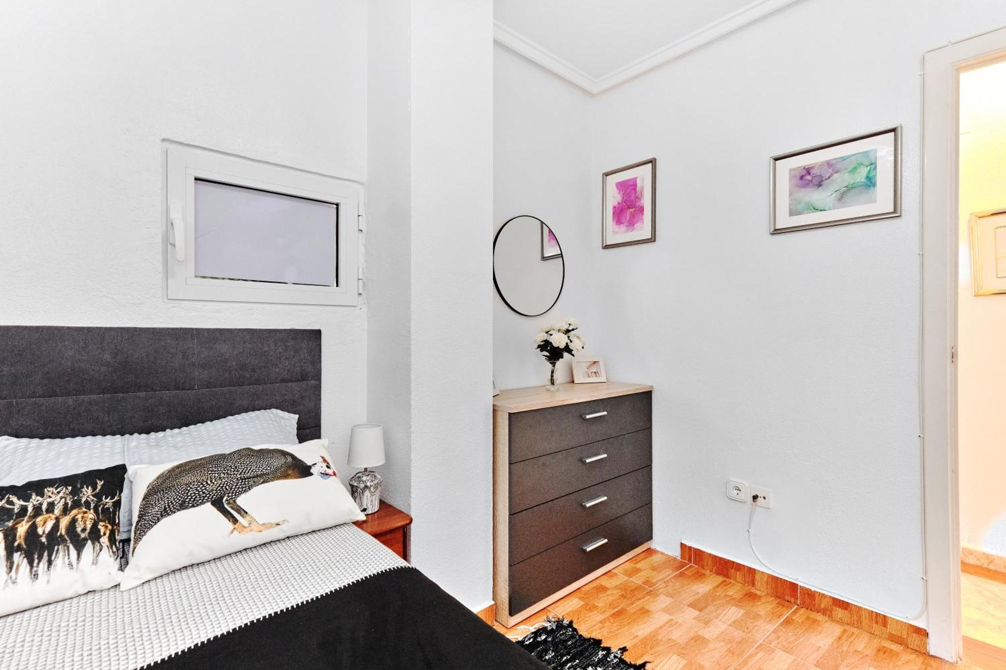 аcogedor De Dos En Appartement Torrevieja